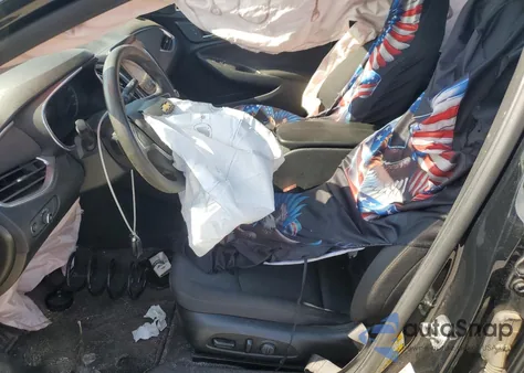 2020 Chevrolet Malibu Lt from USA, damaged, VIN 1G1ZD5ST9LF007765